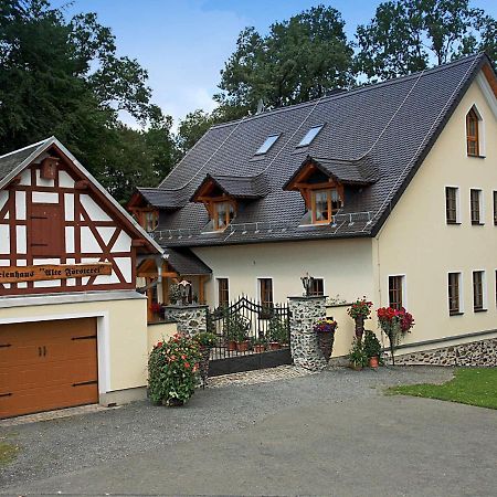 Ferienhof "Alte Foersterei" Knau Екстериор снимка