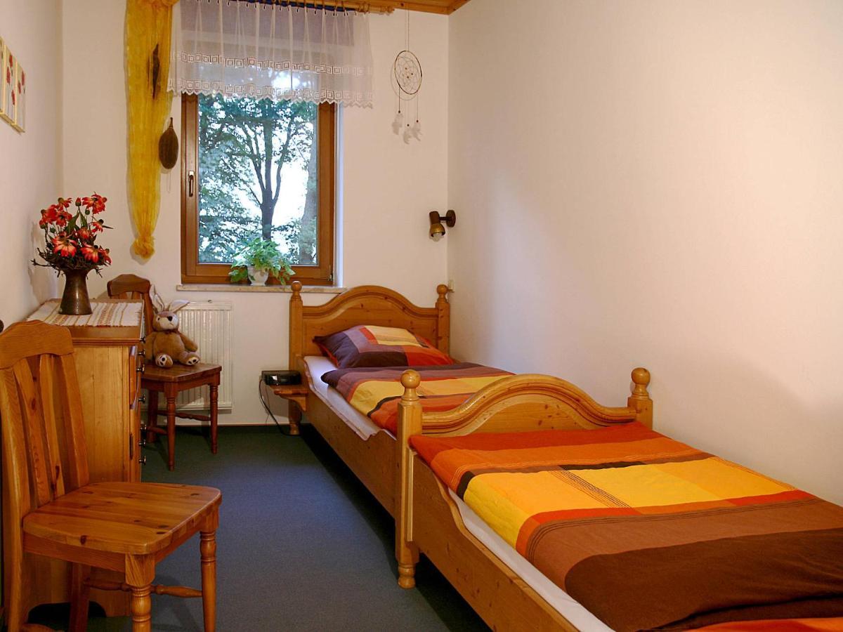 Ferienhof "Alte Foersterei" Knau Екстериор снимка